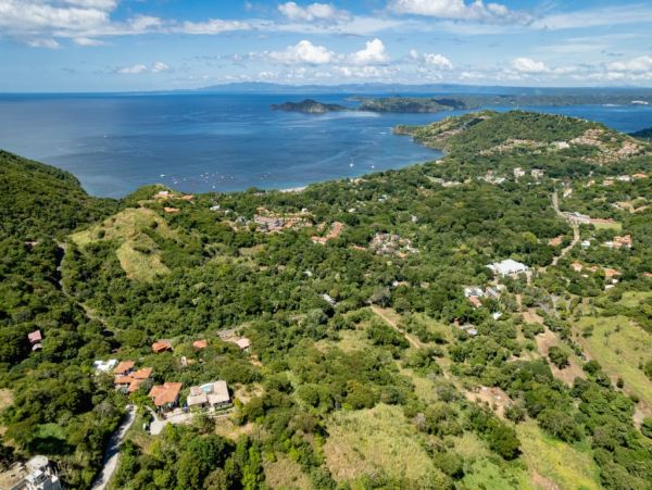 Luxury Oceanview Villa - 5BR Retreat Overlooking Playa Hermosa