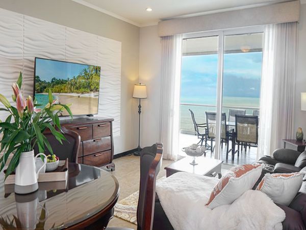 Lovely 2 Bedroom Condo with Full Ocean View