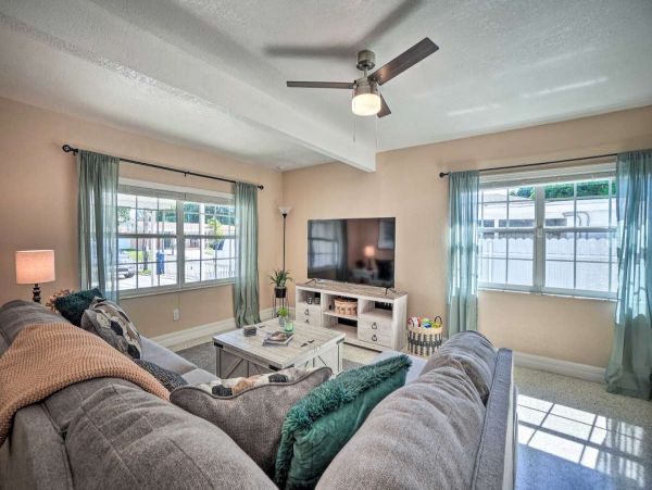 Tampa Vacation Home Five Bedroom