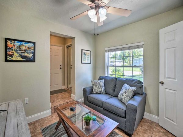 Tampa Vacation Home Five Bedroom