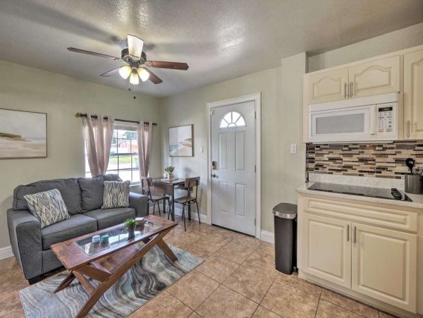 Tampa Vacation Home Five Bedroom