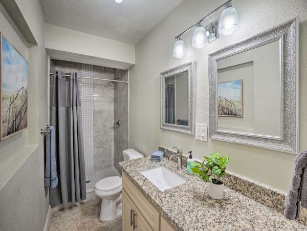 Tampa Vacation Home Five Bedroom
