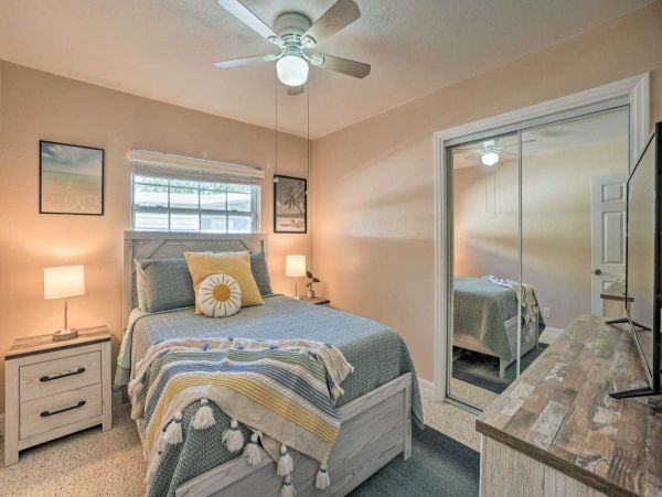Tampa Vacation Home Five Bedroom