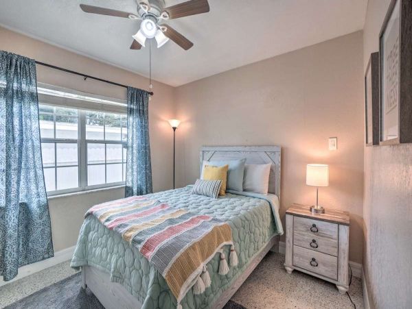 Tampa Vacation Home Five Bedroom
