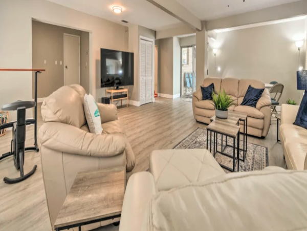 Tampa Vacation Pool Home Five Bedroom