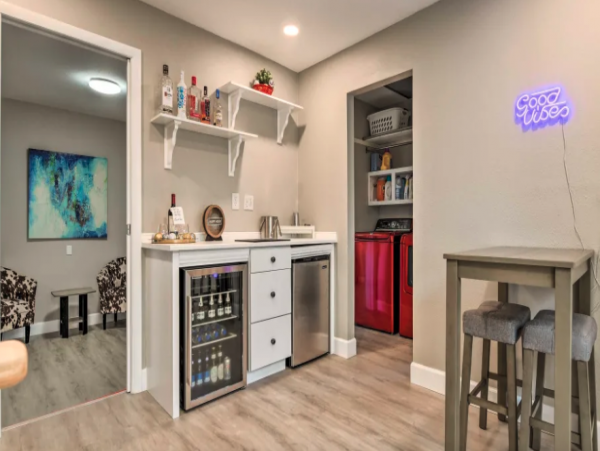 Tampa Vacation Pool Home Five Bedroom