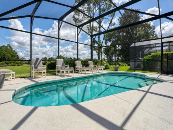 Haines City Vacation Home Four Bedroom with Pool