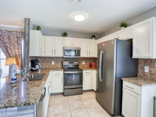 Haines City Vacation Home Four Bedroom with Pool