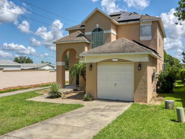 Haines City Vacation Home Four Bedroom with Pool