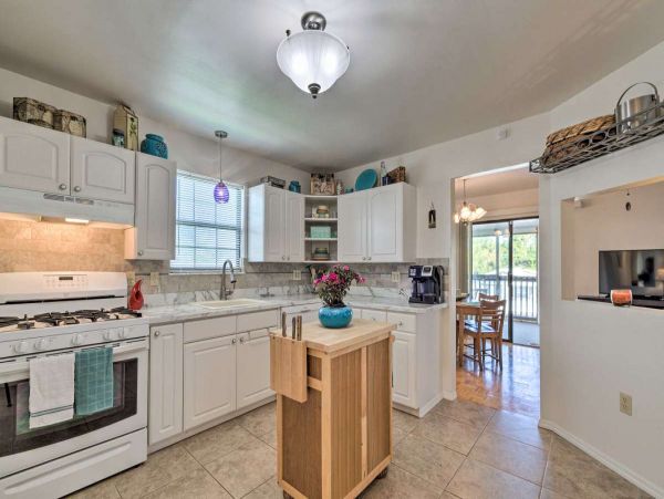 Hudson Vacation Home Two Bedroom
