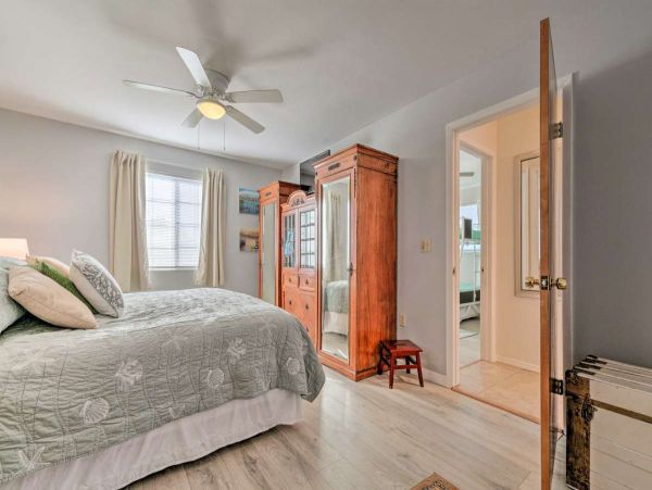 Hudson Vacation Home Two Bedroom