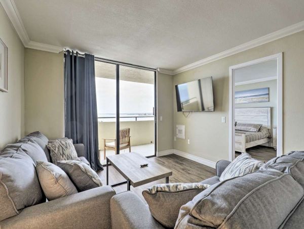 Hudson Vacation Condo Two Bedroom