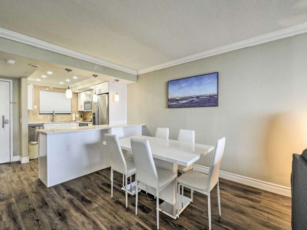 Hudson Vacation Condo Two Bedroom