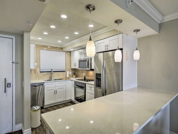 Hudson Vacation Condo Two Bedroom