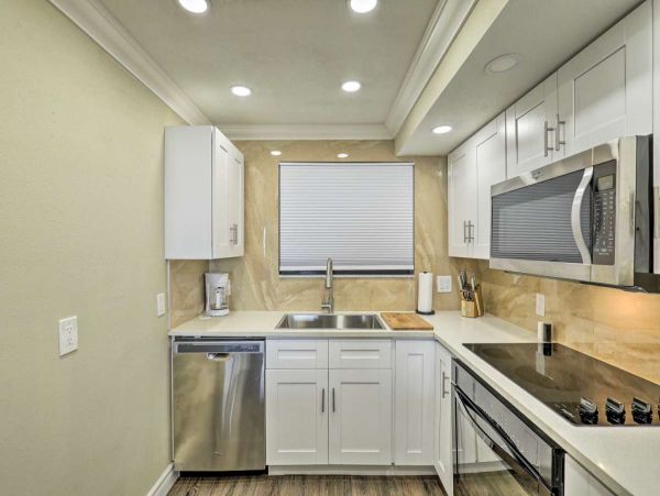 Hudson Vacation Condo Two Bedroom
