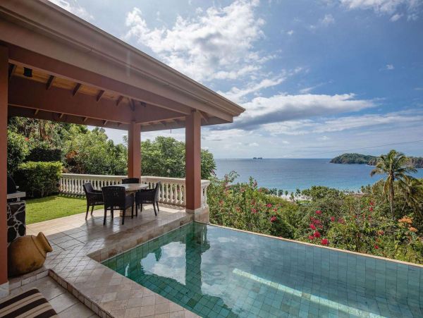 Ocean view 3 bedroom rental only 500 meter to Flamingo Beach