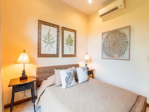 Ocean view 3 bedroom rental only 500 meter to Flamingo Beach