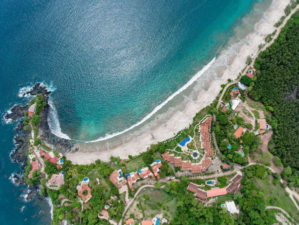 Ocean view 3 bedroom rental only 500 meter to Flamingo Beach