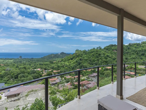 Luxury Ocean View 6 Bedroom Vacation Rental