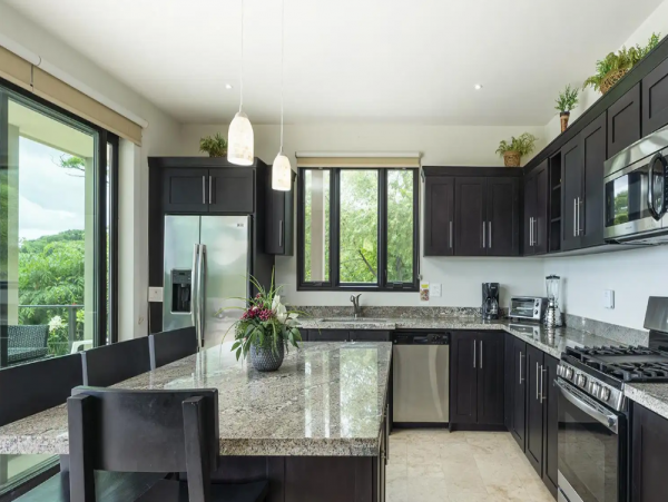 Luxury Ocean View 6 Bedroom Vacation Rental