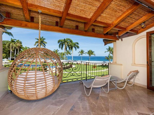 Oceanfront Playa Flamingo Vacation Condo Two Bedroom