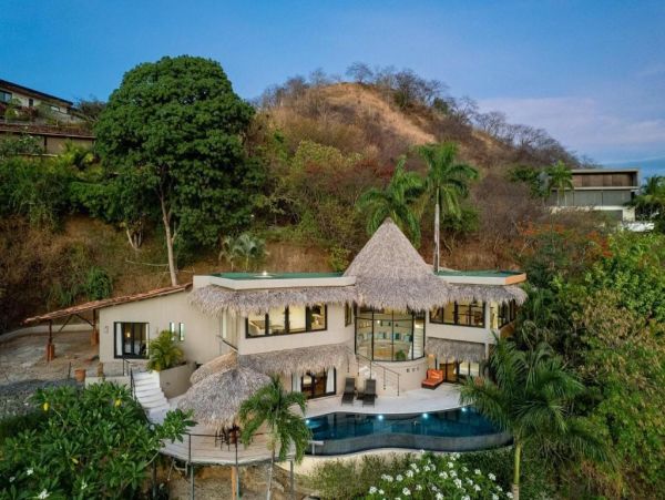 Playa Flamingo Home 1034497