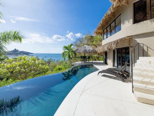Playa Flamingo Home 1034497