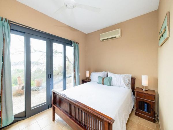Playa Flamingo Home 1034497