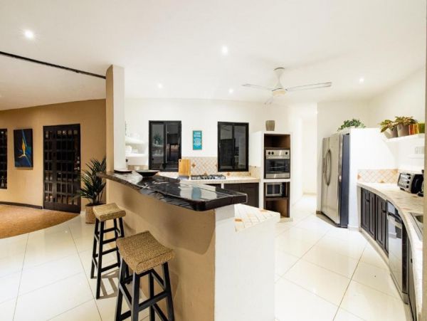 Playa Flamingo Home 1034497