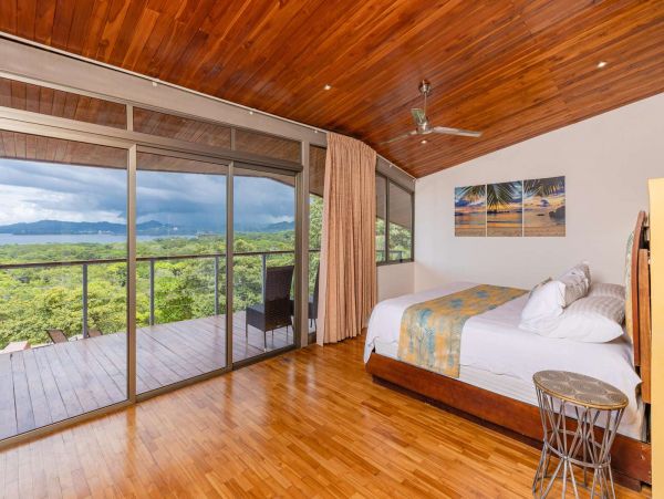 Luxury Playa Flamingo Vacation Home Six Bedroom