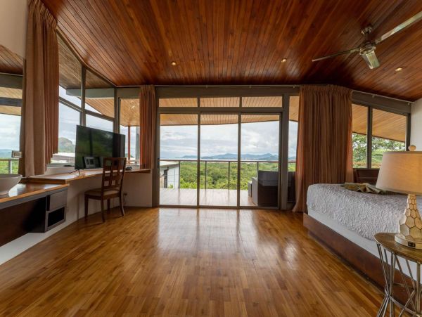 Luxury Playa Flamingo Vacation Home Six Bedroom