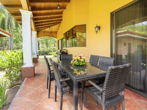 Brasilito Vacation Home + Loft Guest House