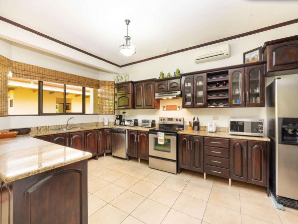 Brasilito Vacation Home + Loft Guest House