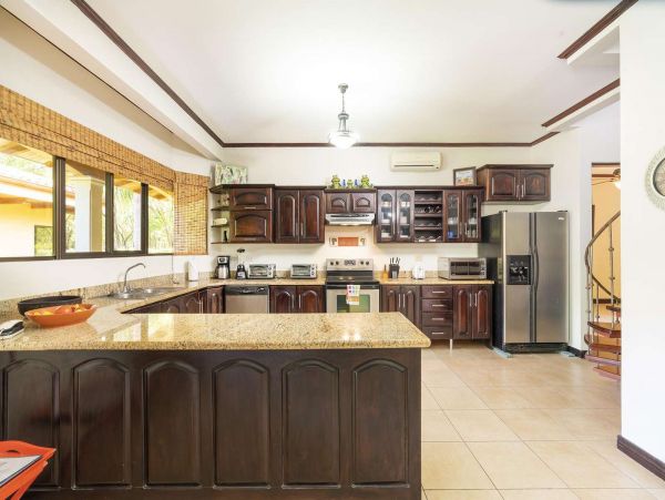 Brasilito Vacation Home + Loft Guest House