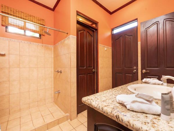Brasilito Vacation Home + Loft Guest House