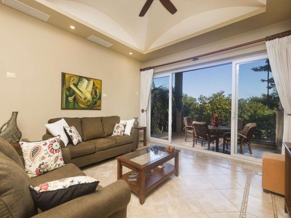 Playa Flamingo Condo 1034551