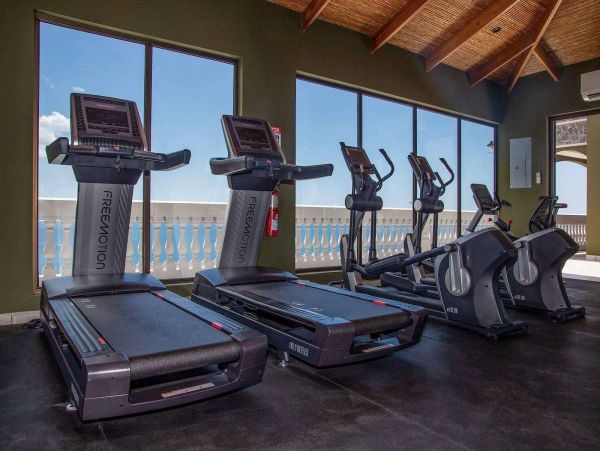 Luxury Vacation Condo Two Bedroom Ocean Views