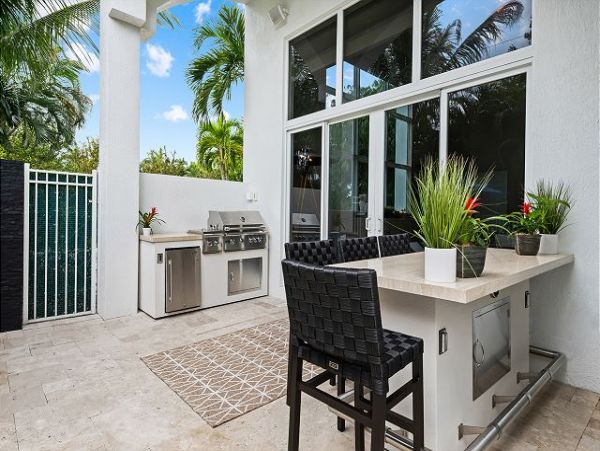 Fort Lauderdale Luxury Home Steps From The Beach