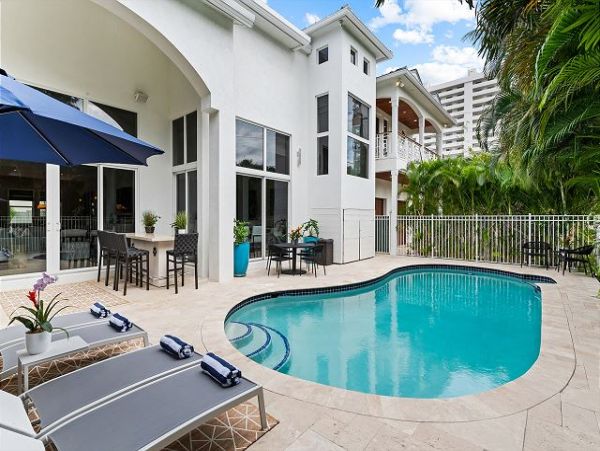 Fort Lauderdale Luxury Home Steps From The Beach