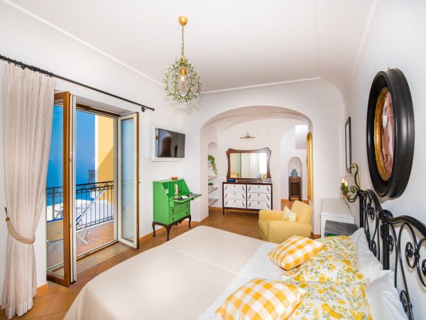 Ocean Views Positano Vacation Villa Five Bedroom with Pool