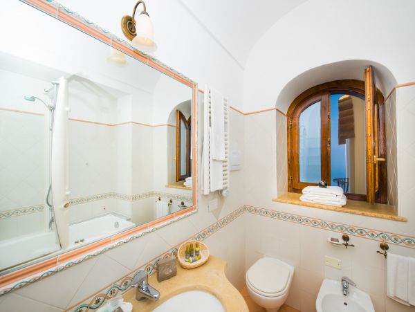 Ocean Views Positano Vacation Villa Five Bedroom with Pool