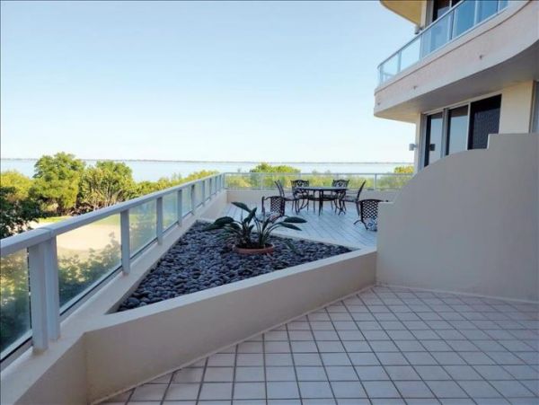 Beaufitul Two Bedroom Condo in Longboat Key