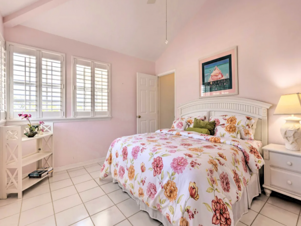 Key Largo 3 Bedroom Pool Rental with Guest House