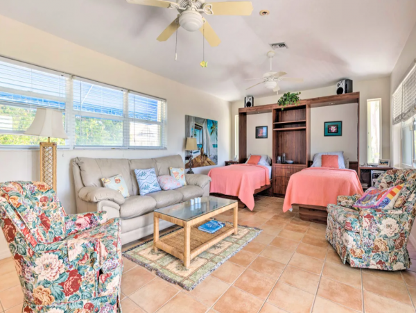 Key Largo 3 Bedroom Pool Rental with Guest House