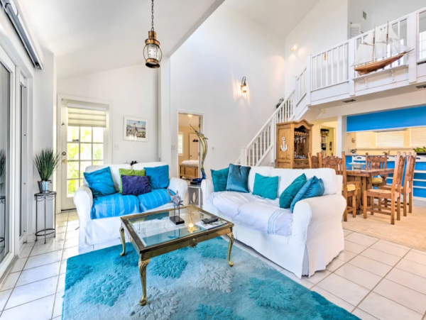 Key Largo 3 Bedroom Pool Rental with Guest House