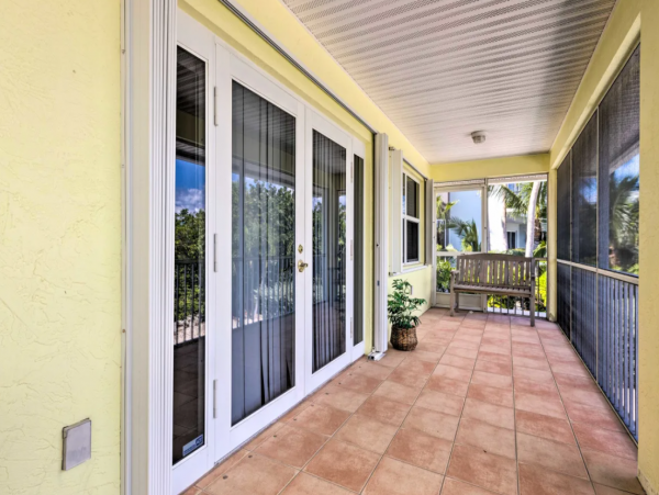 Key Largo 3 Bedroom Pool Rental with Guest House