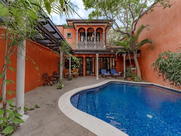 Luxurious Beachfront Vacation Rental in Tamarindo 3 Bedroom