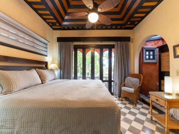 Luxurious Beachfront Vacation Rental in Tamarindo 3 Bedroom