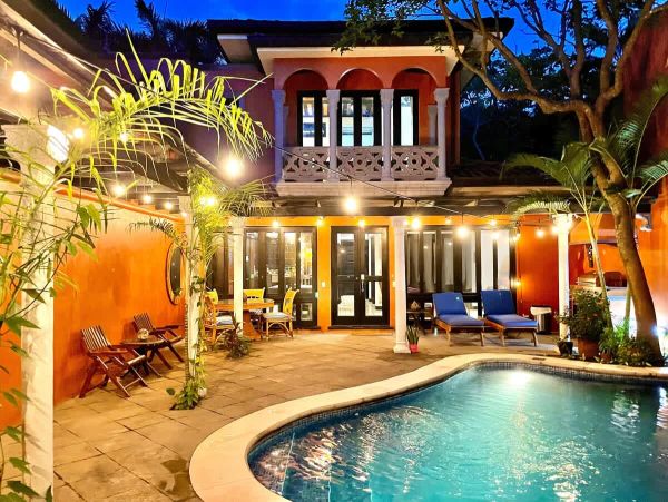 Luxurious Beachfront Vacation Rental in Tamarindo 3 Bedroom