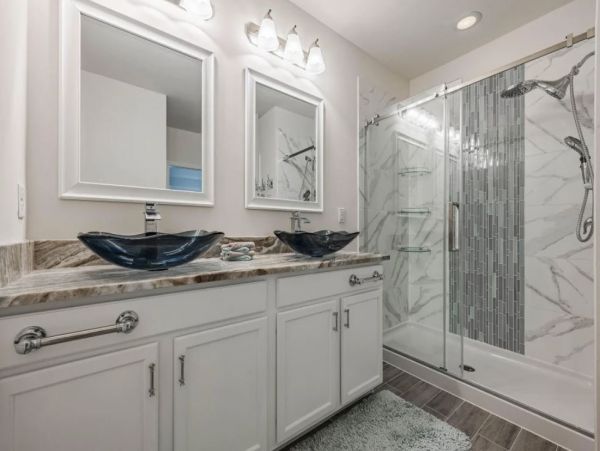 Luxury Five Bedroom Vacation Pool Home Sleeps 12